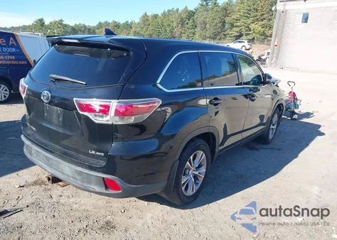 2015 Toyota Highlander Le Plus V6 z USA, uszkodzony, nr VIN 5TDBKRFH8FS199647